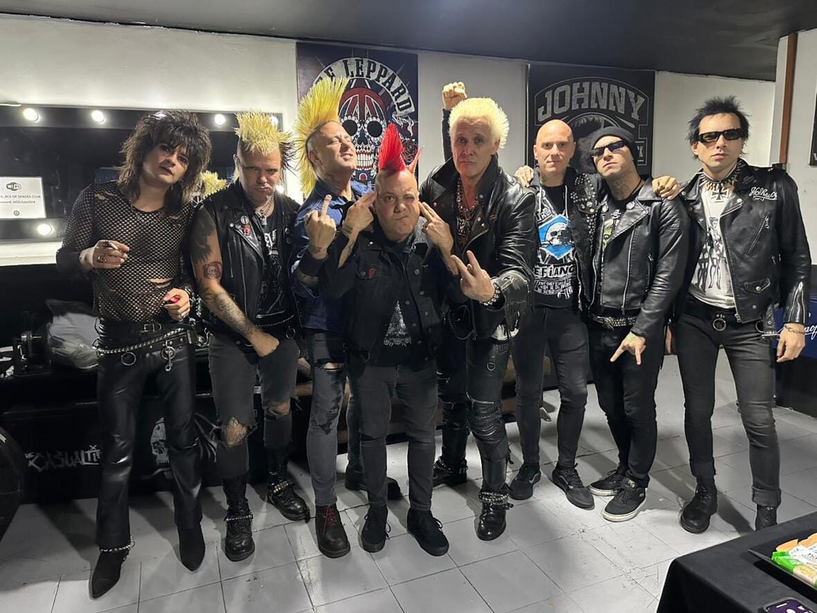 Prestes a lançar novo álbum, Supla faz turnê com The Casualties pela América do Sul