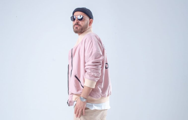 Sharam Jey moderniza um dos maiores clássicos de sua discografia 2 Sharam Jey
