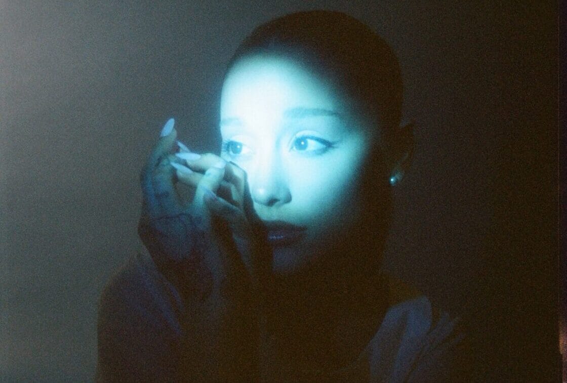 Ariana Grande anuncia a "Eternal Sunshine Tour" 1 ariana grande