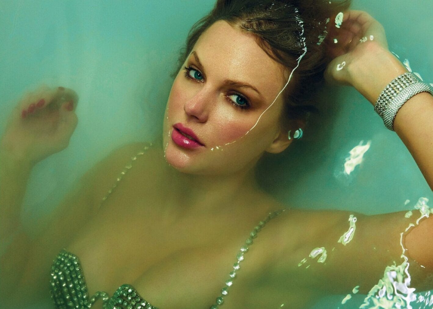 taylor swift the life of a showgirl