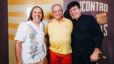 Em noite histórica, Dorgival Dantas, Waldonys e Flávio José lotam teatro Riachuelo com Encontro das Sanfonas