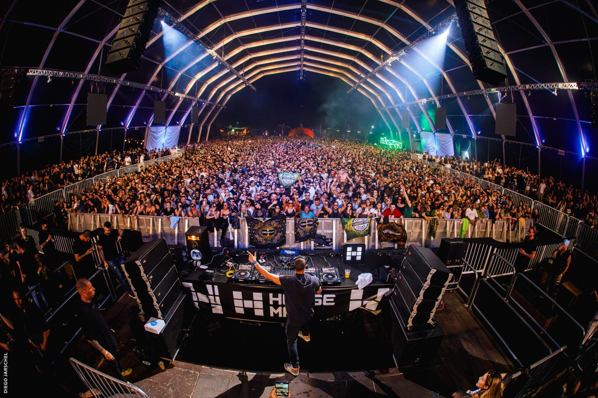 Após sold out em 2024, House Mag Festival retorna ao Surreal Park com 79 atrações e seis palcos, incluindo pista adaptada para surdos 1 Prévias_Diego_21-09_0119