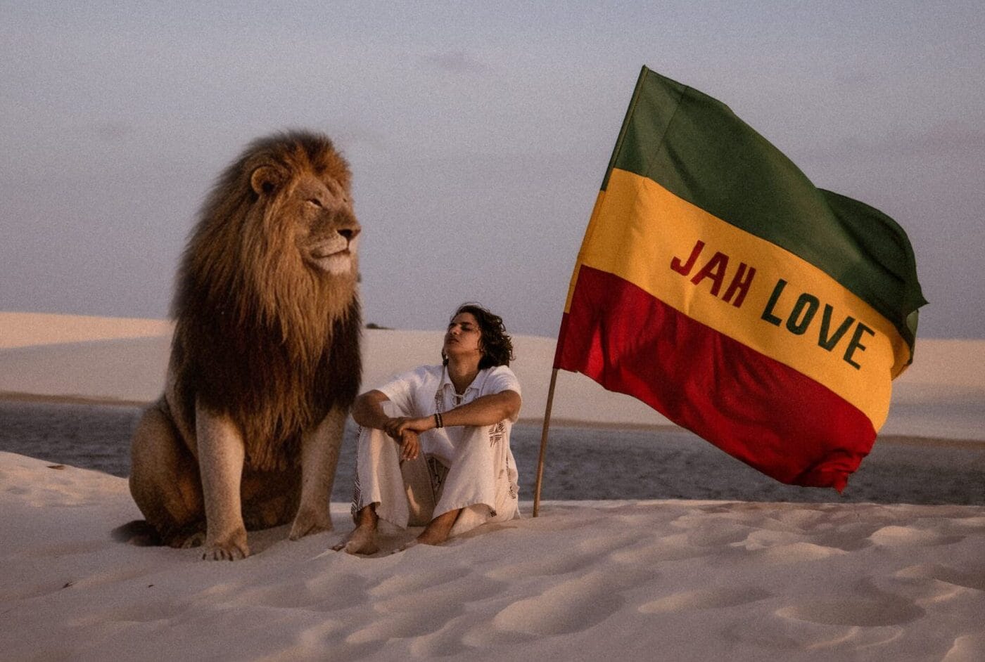 João Beydoun lança o single CAPA - JAH LOVE