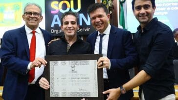 Waldonys recebe título de cidadão do RN- Agora sou potiguar por lei