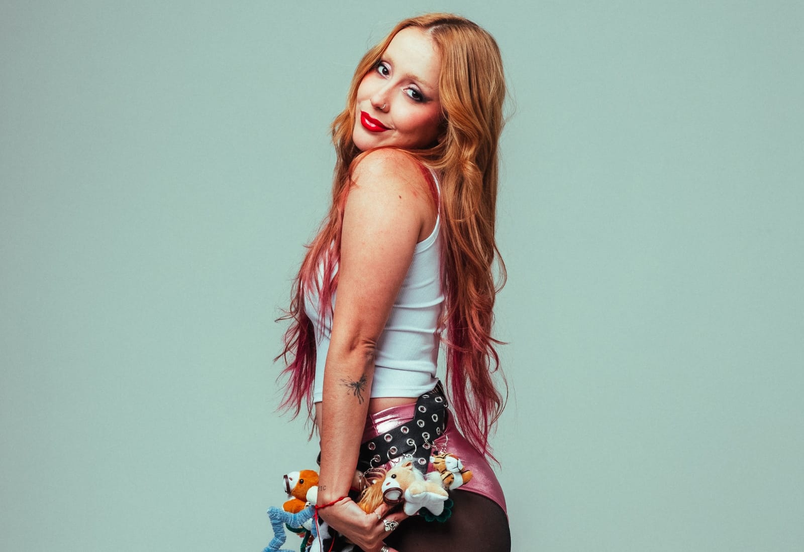 Duda Ruas fala sobre amor próprio no novo single “Legal demais pra você” 1 WhatsApp Image 2025-10-17 at 09 38 51