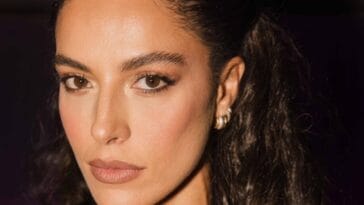 Atriz Desirée Pöpper brilha em desfile da Roberto Cavalli e reforça elo com o luxo italiano