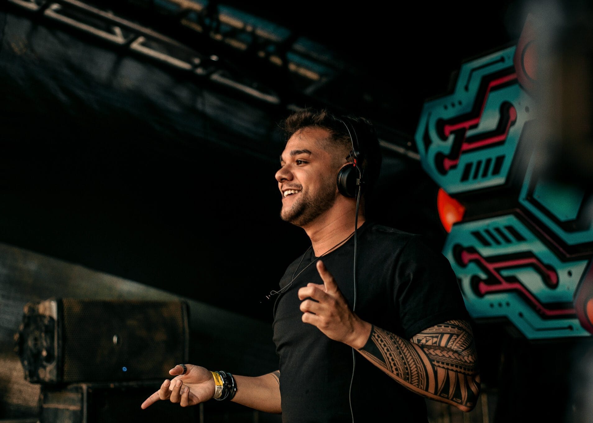 Grande revelação do psytrance, Becker assume a Moving do D-EDGE SP com long set especial nesta quinta (26)