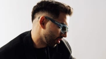 ADAMSELOUK-PRESSKIT50