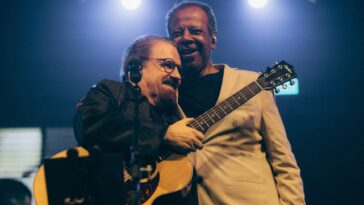 Asaph Borba abre as comemorações dos 50 anos de carreira com dueto com Adhemar de Campos
