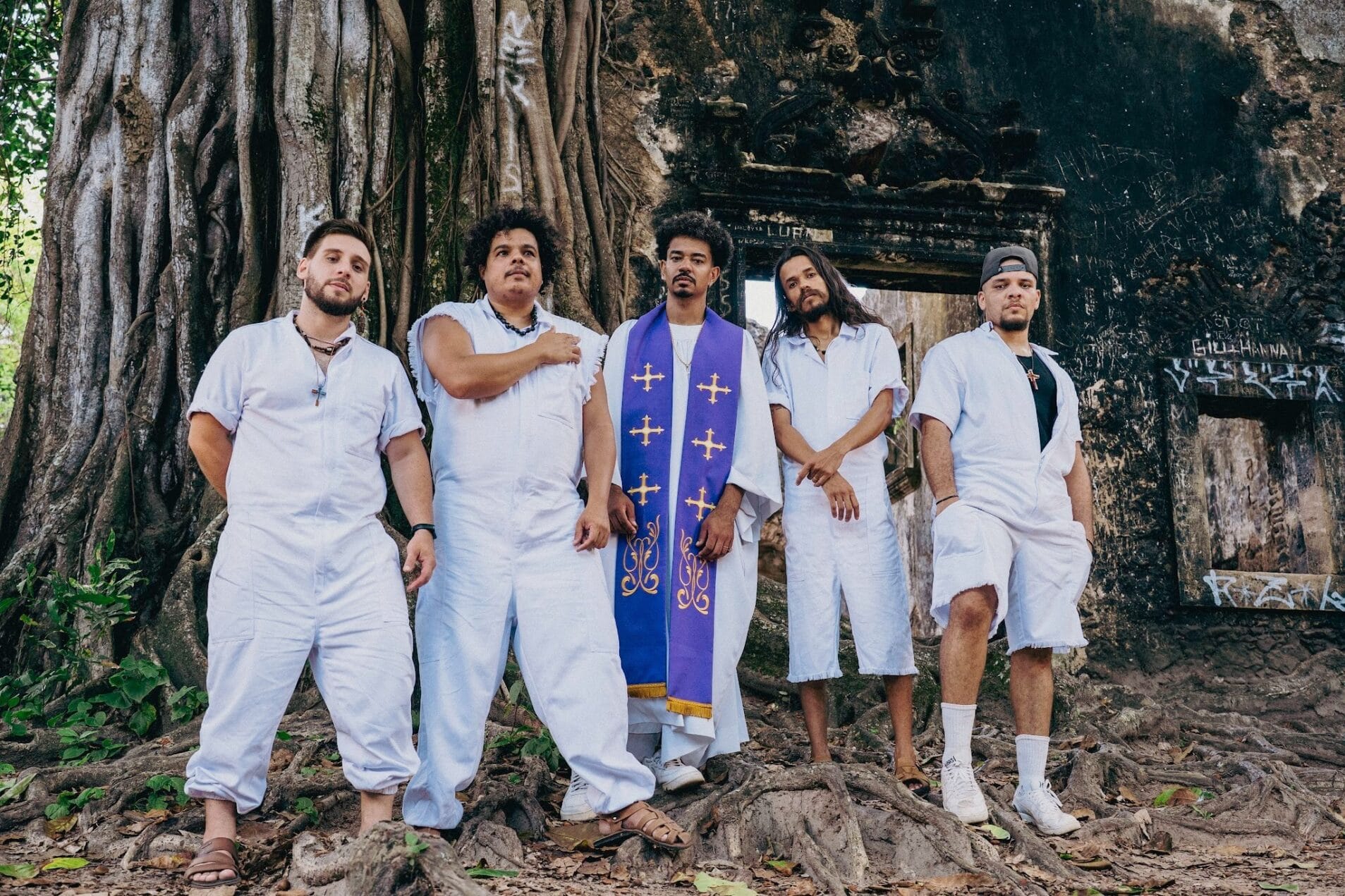 Banda Calmará traz reflexão sobre igreja em novo single com participação de Cesar MC