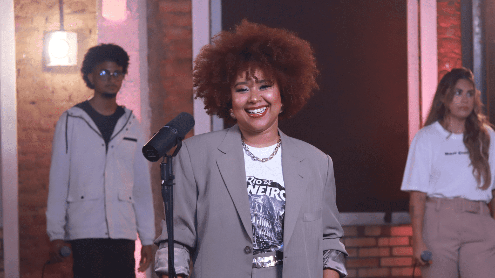 Beatriz Guimarães lança “Plano de Resgate” e relembra: em Cristo, tudo se faz novo 1 Fotos_Prints_do_Clipe (2)
