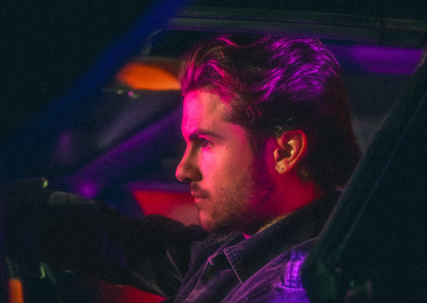 Eric Reinhart une pop sofisticada e atitude marcante no novo single “Keep It Simple” 1 02 - Eric Reinhart - Eric Reinhart Preferred Press Photo