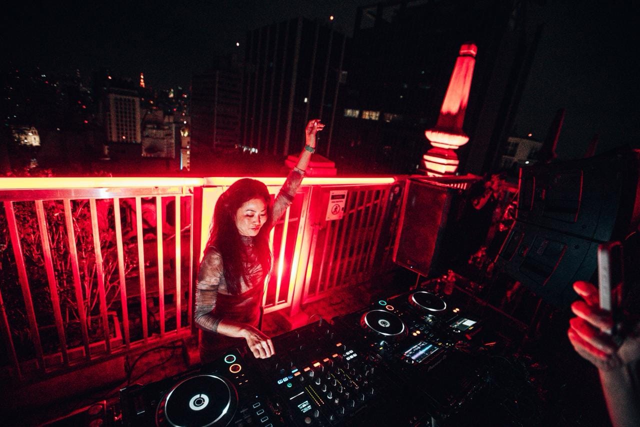 Eli Iwasa comanda showcase da Heels of Love na Virada Cultural de São Paulo