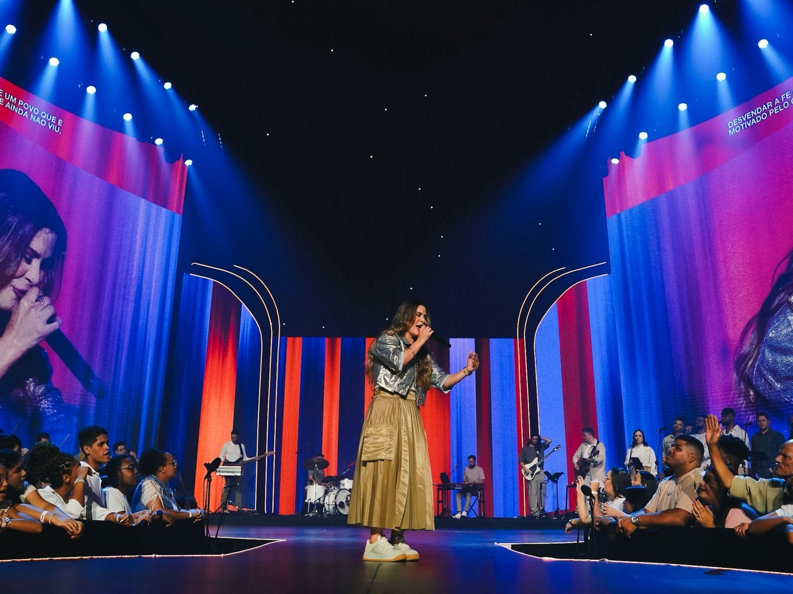 Valesca Mayssa lança “Um Dia de Cada Vez”, quarta música de projeto que cresce nas plataformas digitais 1 Valesca Mayssa lança “Um Dia de Cada Vez”, quarta música de projeto que cresce nas plataformas digitais