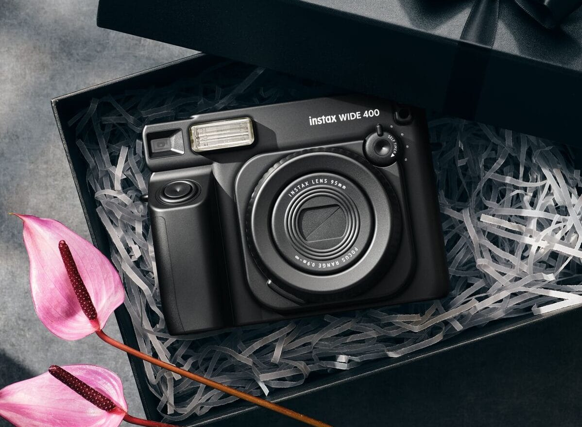 Fujifilm aposta em cor inédita para a linha Instax WIDE 400 1 Fujifilm
