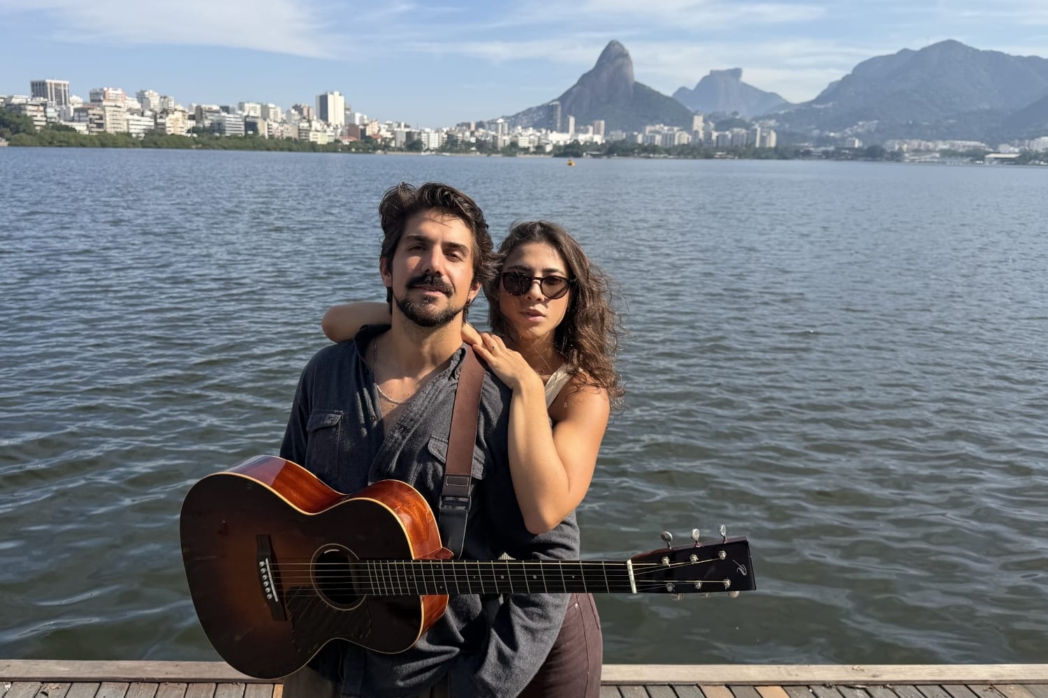 Gabriel Gonti celebra o Dia dos Namorados com o lançamento do clipe de Gabriel Gonti celebra o Dia dos Namorados com o lançamento do clipe de Teletransporte