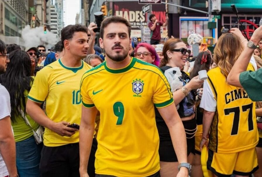 Jon Vlogs supera grandes canais de TV em audiência durante maratona histórica da Copa do Mundo 1 Jon Vlogs supera grandes canais de TV em audiência durante maratona histórica da Copa do Mundo