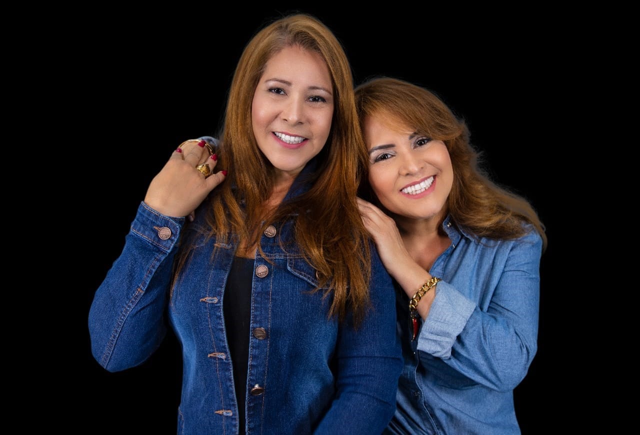 Leyde & Laura