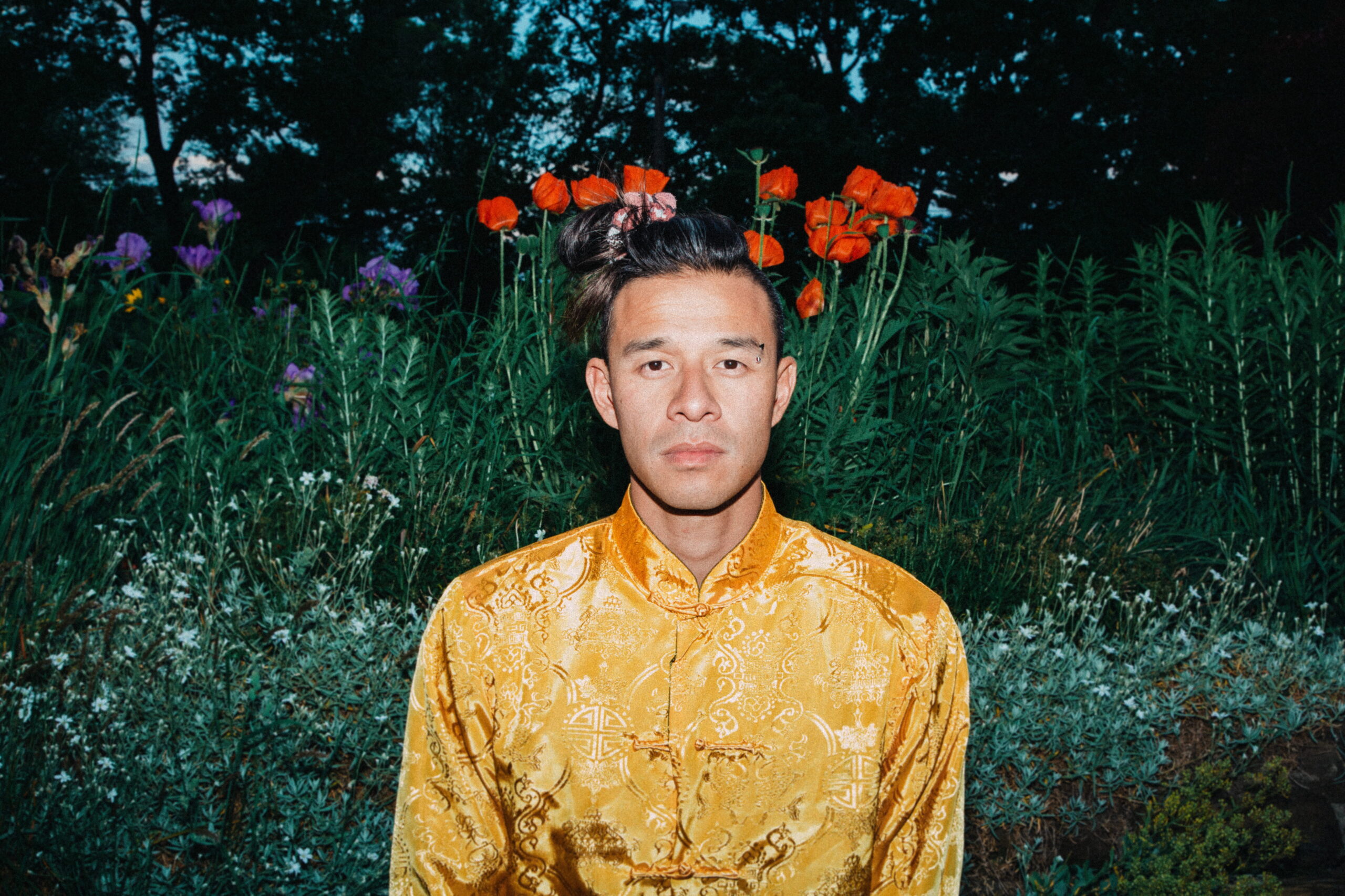 Tennyson King leva o amor adiante mesmo após o fim em "Good Intentions", uma emocionante fusão entre instrumentos tradicionais chineses e indie folk 1 02 - Tennyson King - Tennyson King Landscape Press Photo Credit- Jen Squires