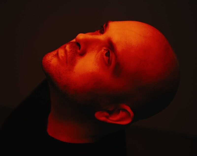 Victor Ruiz revela sua faceta mais livre e pessoal em "VICTOR", primeiro álbum após 20 anos de carreira 1 Victor Ruiz revela sua faceta mais livre e pessoal em VICTOR, primeiro álbum após 20 anos de carreira